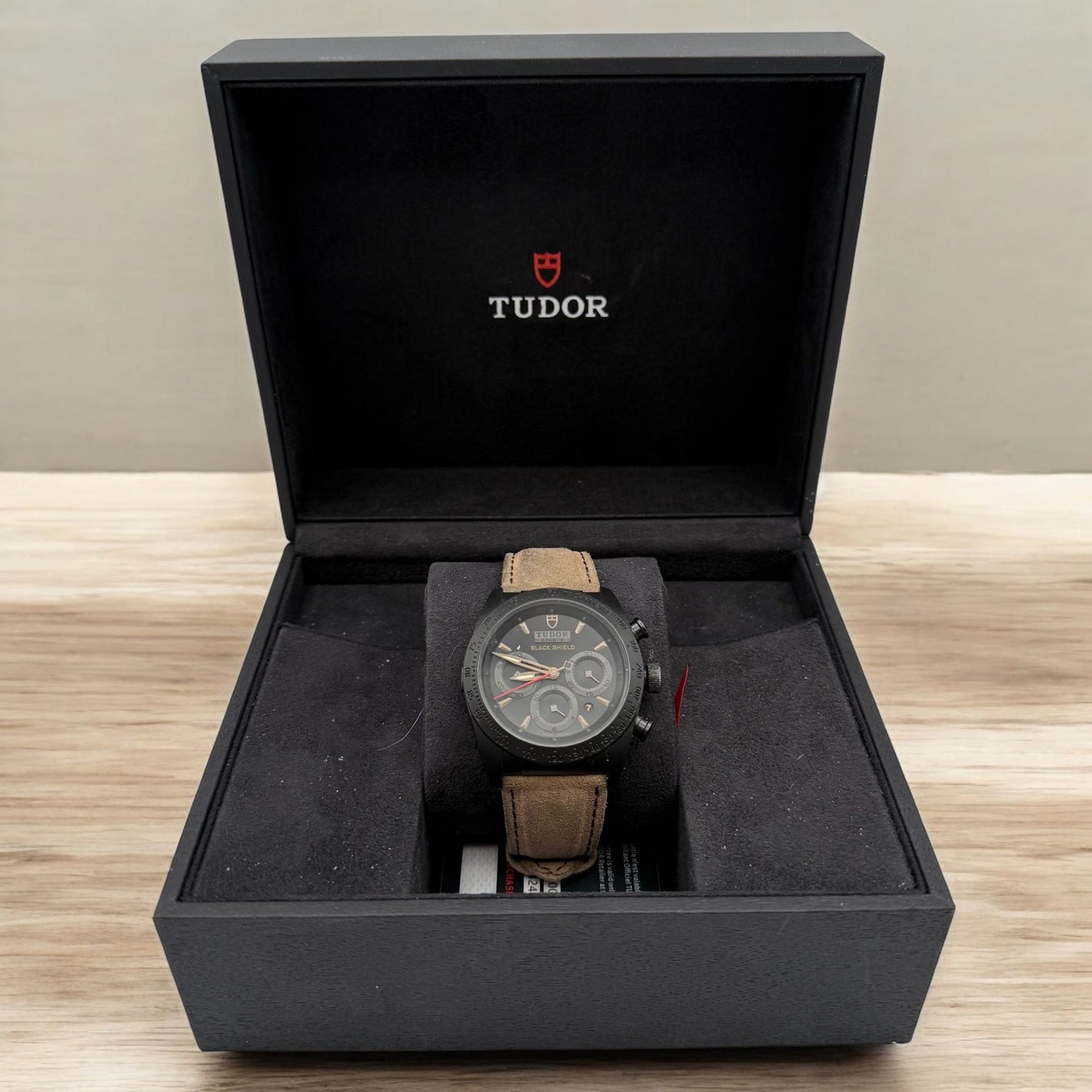 Tudor Blackshield 42MM Chrono (42000CN)